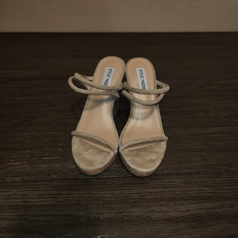 STEVE MADDEN Women's Udell Strappy Platform Wedge Sandals NWT TAN SUEDE CORK 6M - Picture 2 of 10